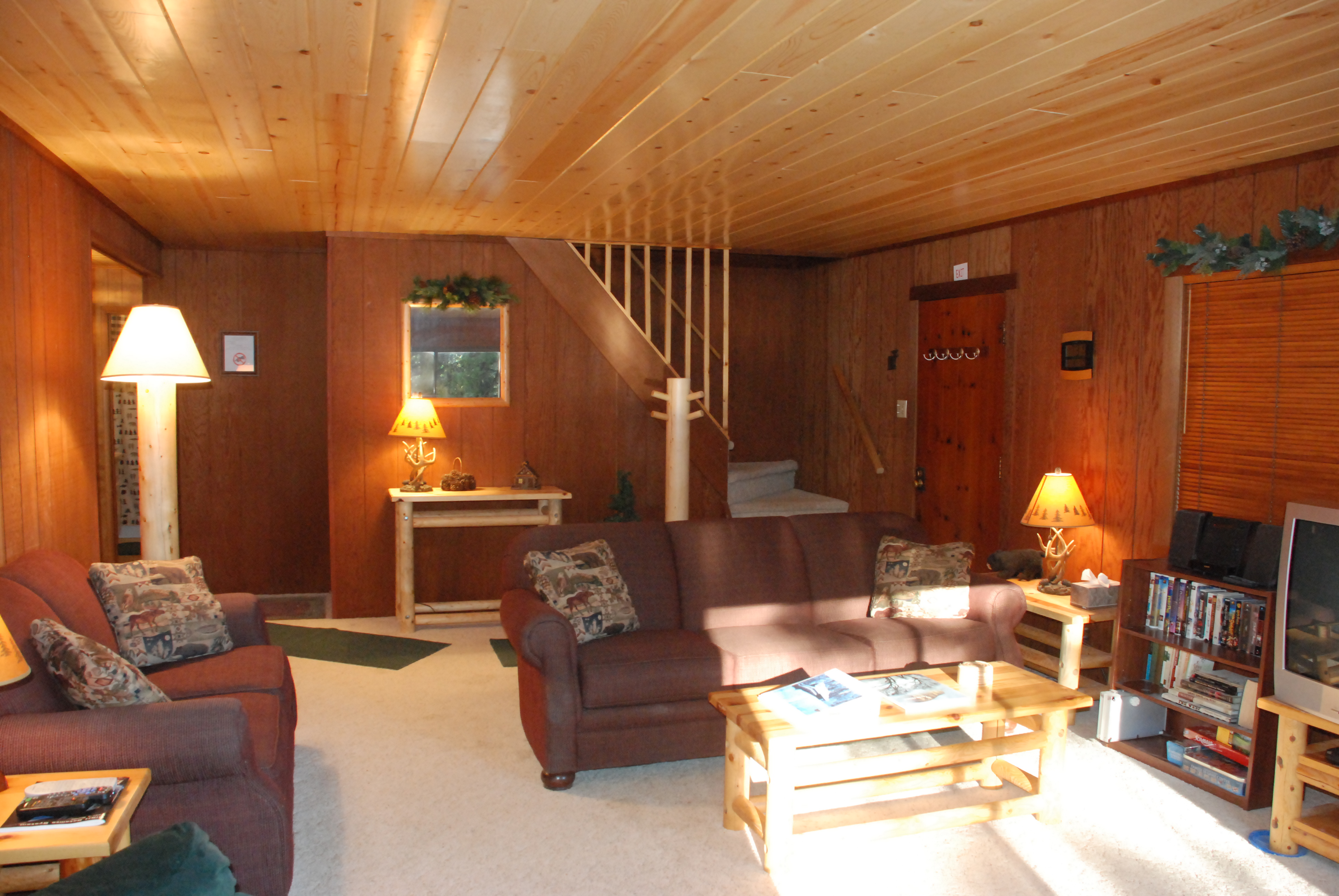 The Yosemite Forest Lodge - A Family Vacation Home - info ...